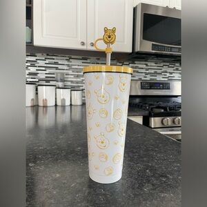 Winnie the Pooh Tumbler with Straw 🍯